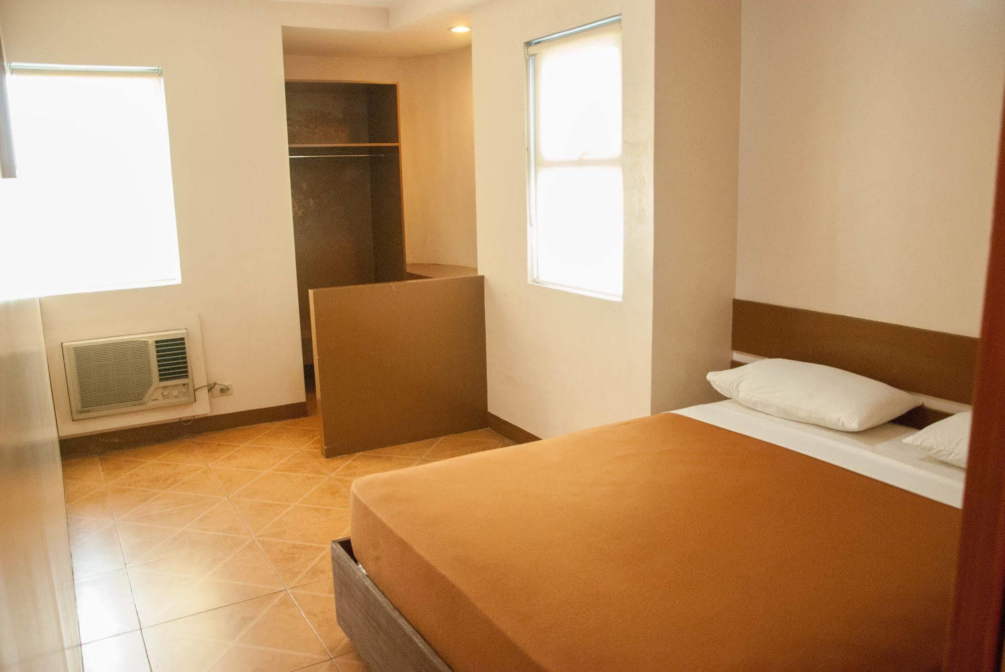 Zen Rooms Basic La Paz Makati City Exteriör bild